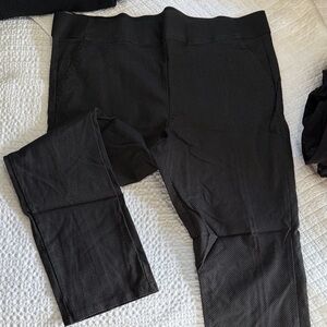 Simply Vera Wang Black Textured Ponte High-Waist Leggings